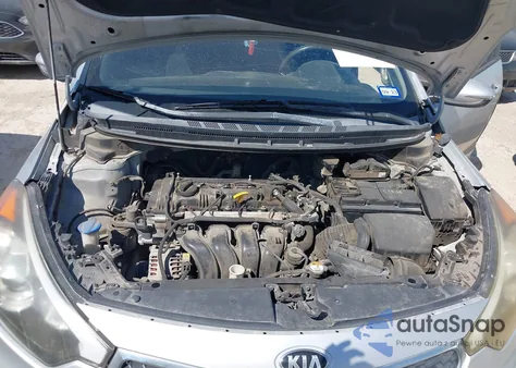 2016 Kia Forte Lx из США, поврежденный, VIN KNAFX4A68G5575988